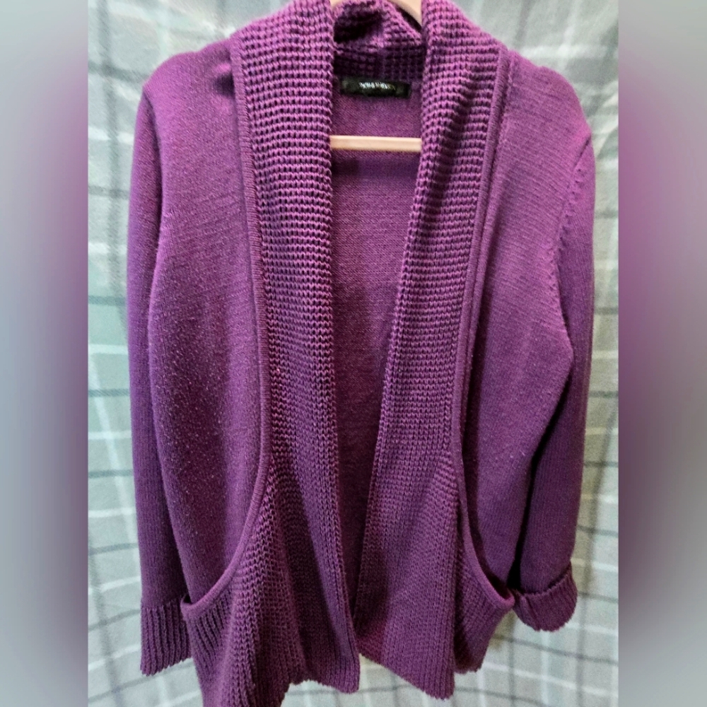 EUC 89TH & MADISON CARDIGAN JACKET. XL. PLUM COLORED.